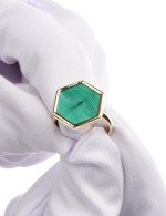 Кольцо из лимонного золота c малахитом
