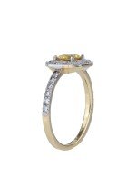 Кольцо из лимонного золота c бриллиантами и сапфиром