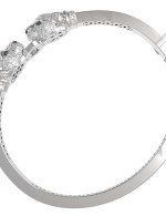 Браслет из белого золота c бриллиантами и изумрудом