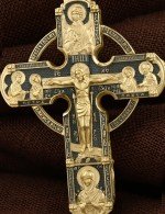 Крест из лимонного золота