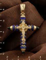 Крест из лимонного золота c ониксом и лазуритом