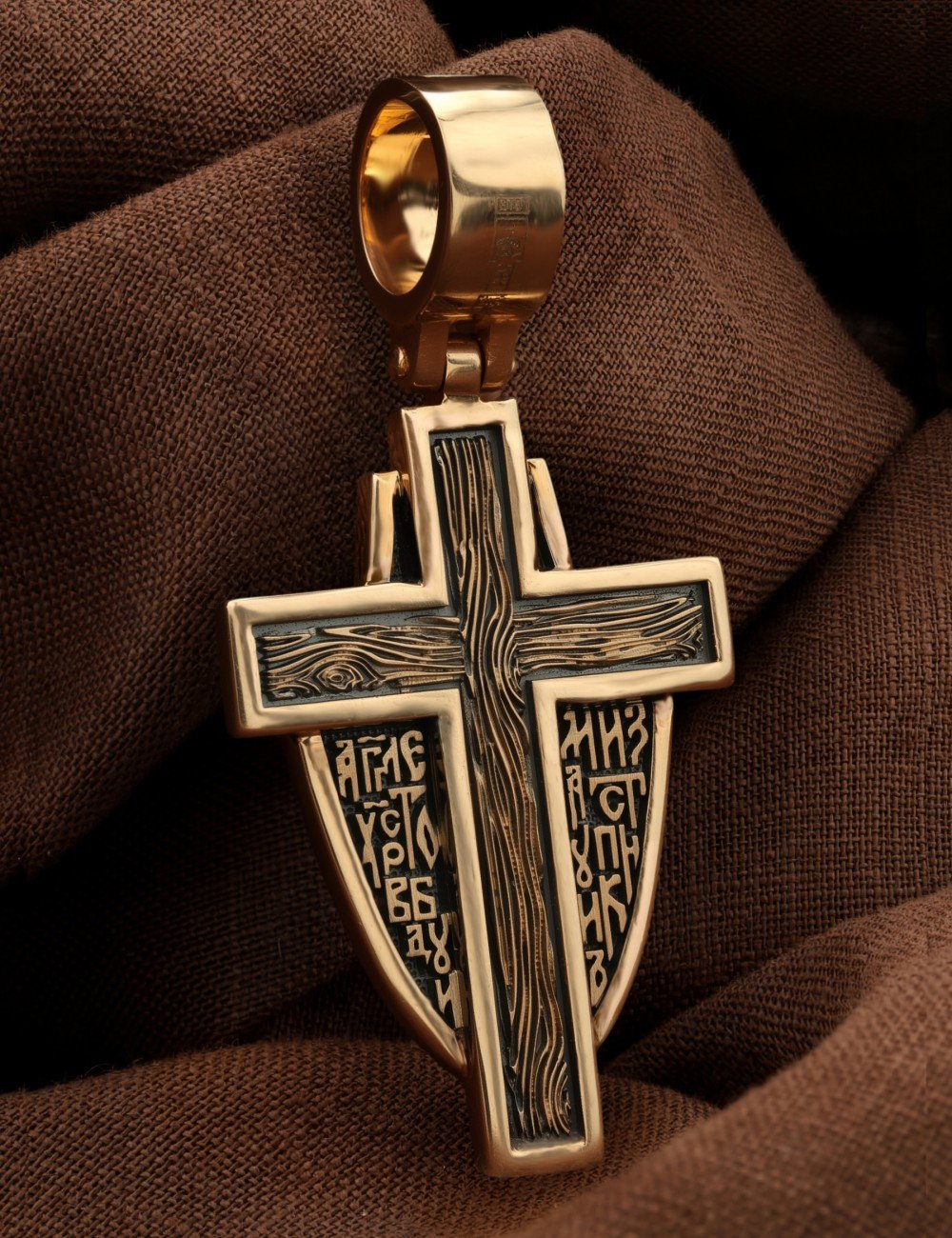 Крест из золота