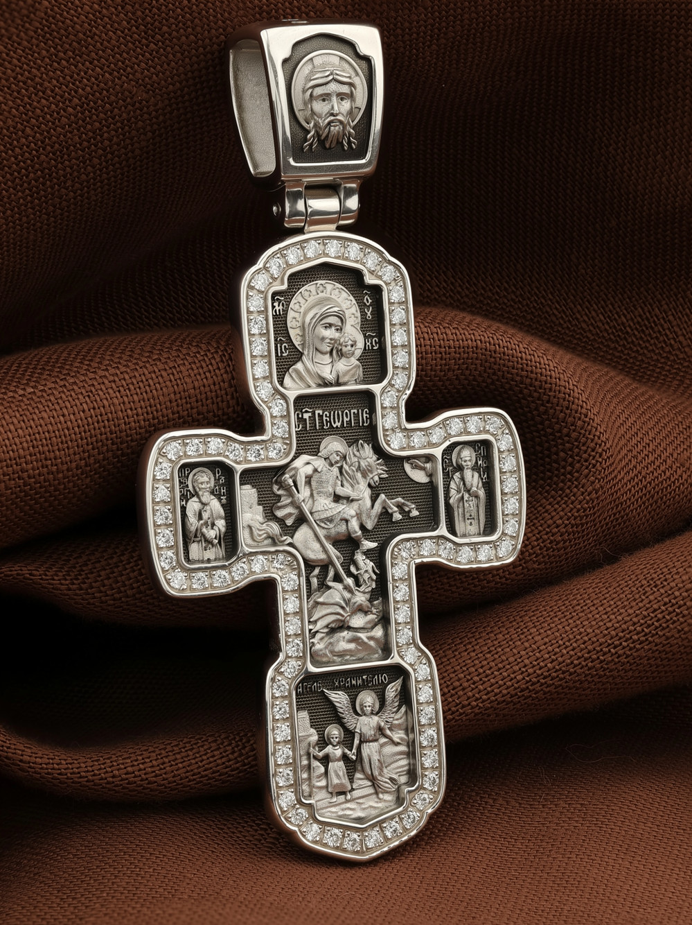 Крест из белого золота 585 пробы c бриллиантами