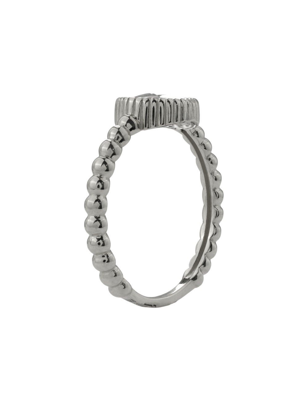 Кольцо из белого золота c бриллиантами и ониксом