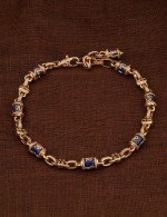 Браслет из золота c лазуритом