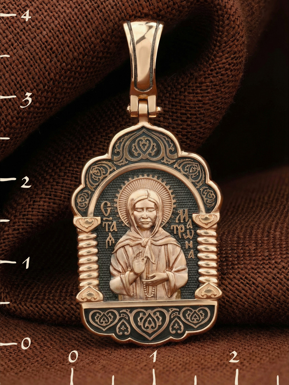 Нательная икона из красного золота 585 пробы