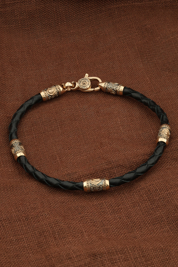 Браслет-шнурок из красного золота 585 пробы c кожаным шнурком