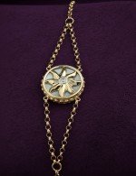 Браслет из лимонного золота c бриллиантами, лазуритом и перламутром