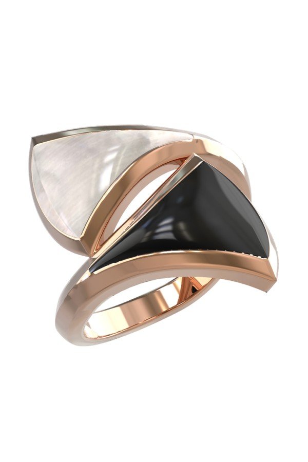 Кольцо из золота c ониксом и перламутром