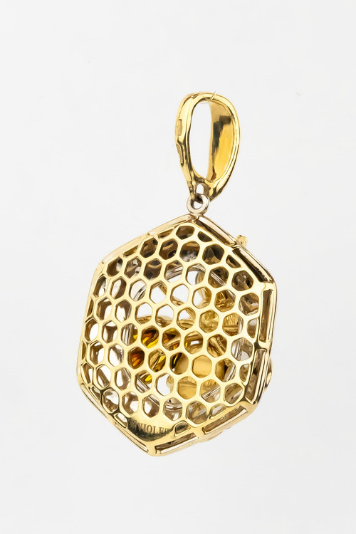 Подвеска из лимонного золота 585 пробы c эмалью, ониксом и эмалью