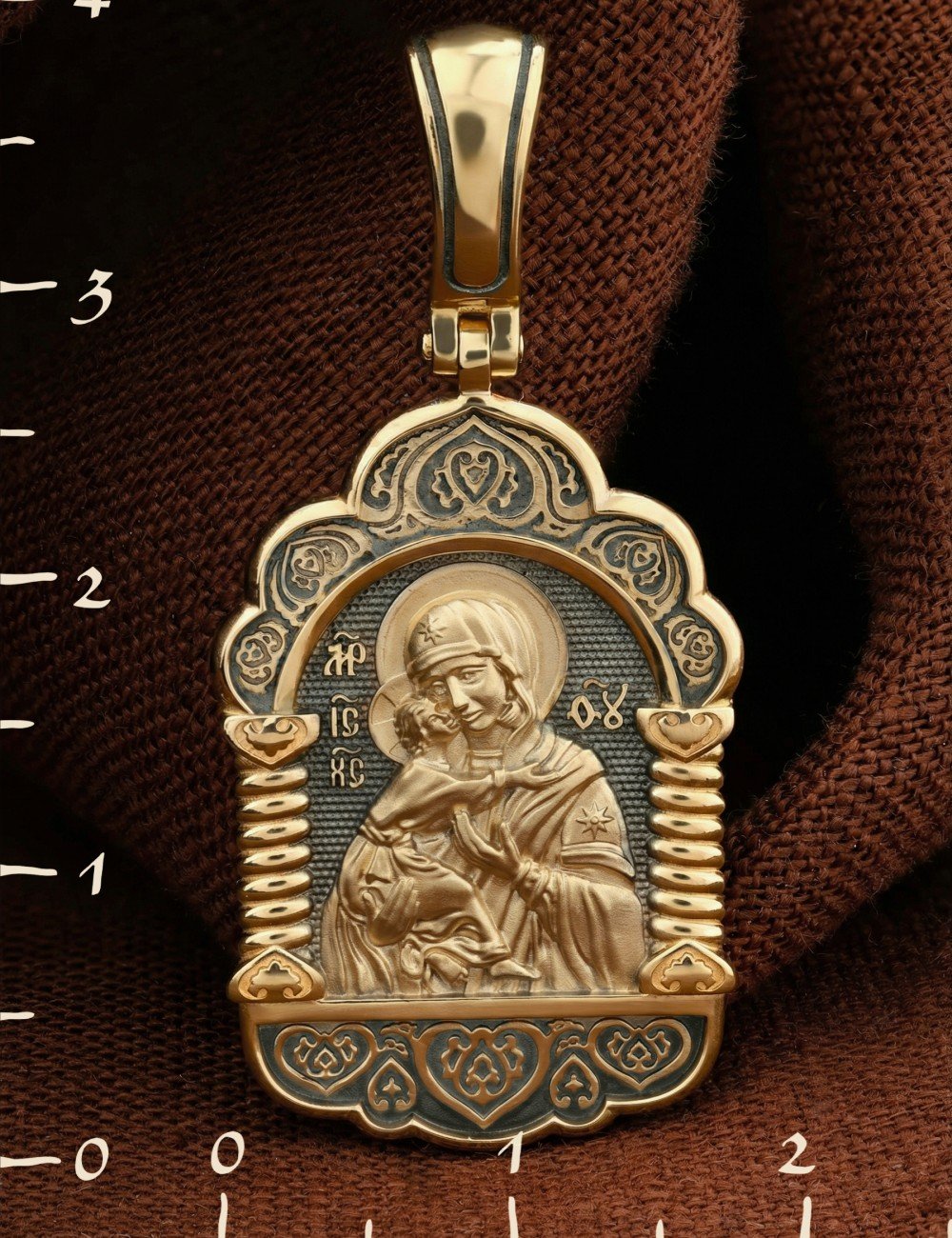 Образок из лимонного золота