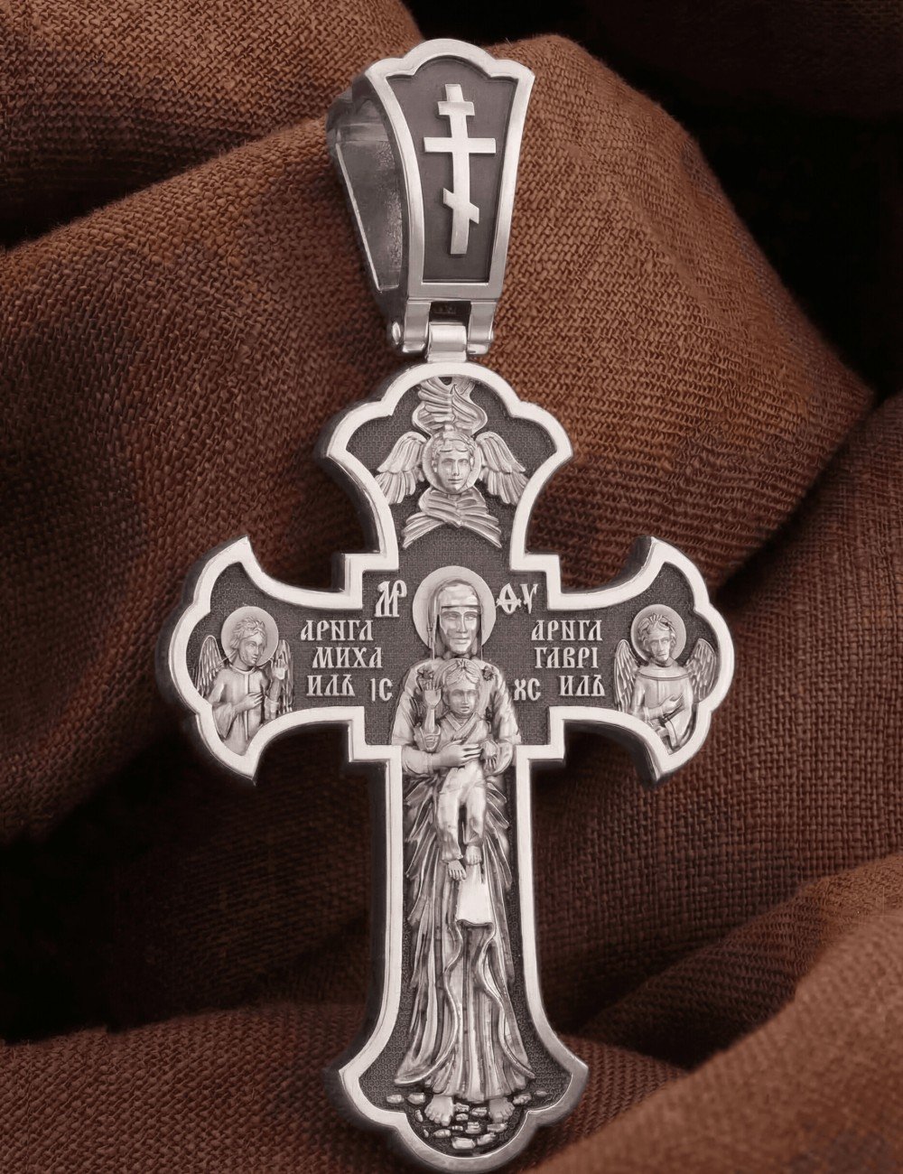 Крест из белого золота