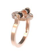 Кольцо из золота c бриллиантами и ониксом