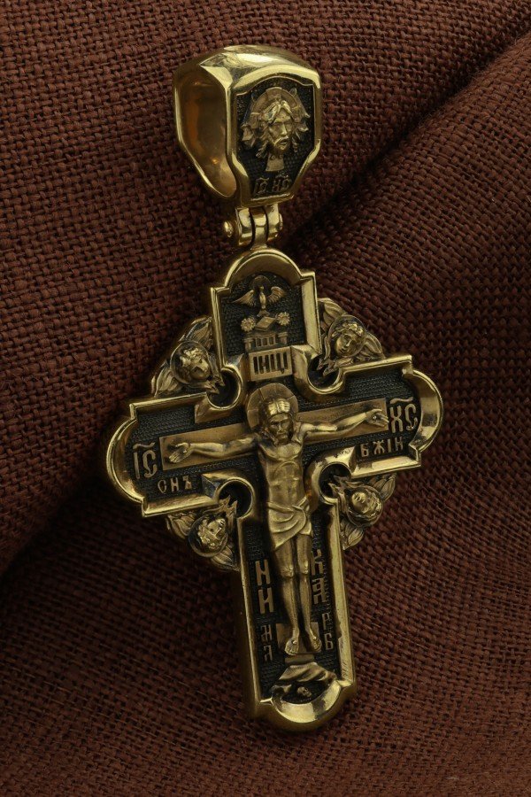 Крест из лимонного золота