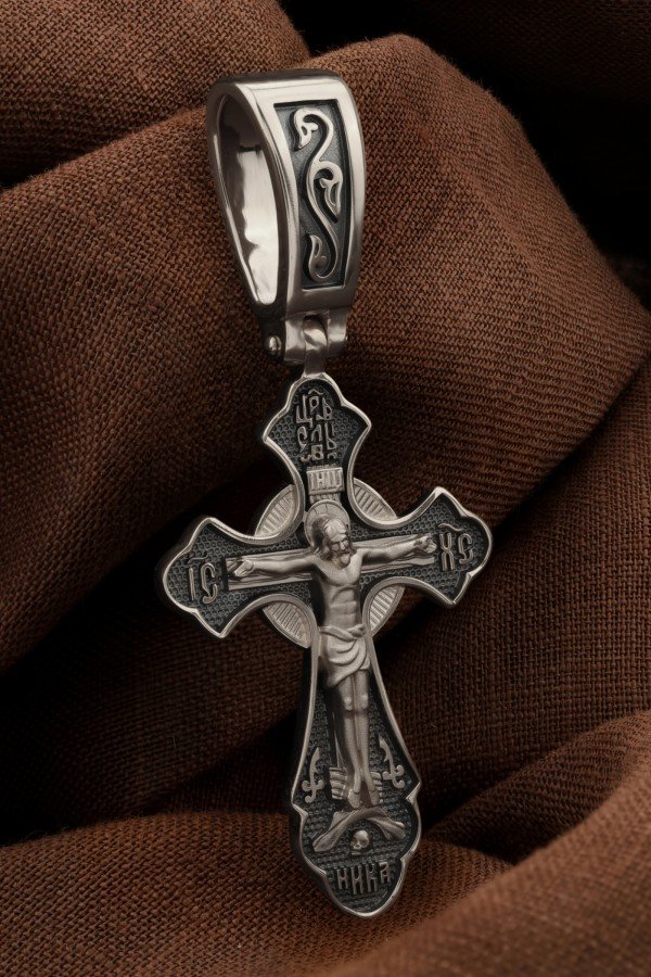 Крест из белого золота