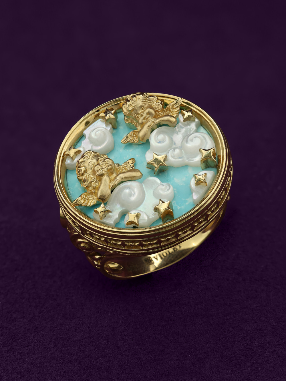 Кольцо из лимонного золота 585 пробы c бирюзой и перламутром