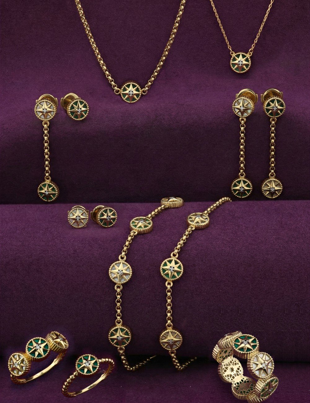 Кольцо из лимонного золота c бриллиантами, малахитом и перламутром