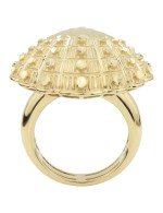 Кольцо из лимонного золота c рубином