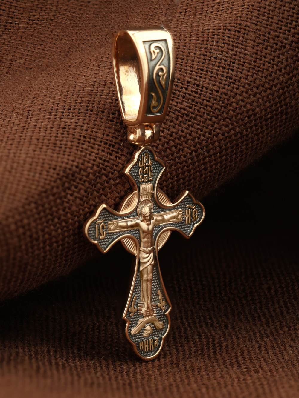 Крест из красного золота 585 пробы