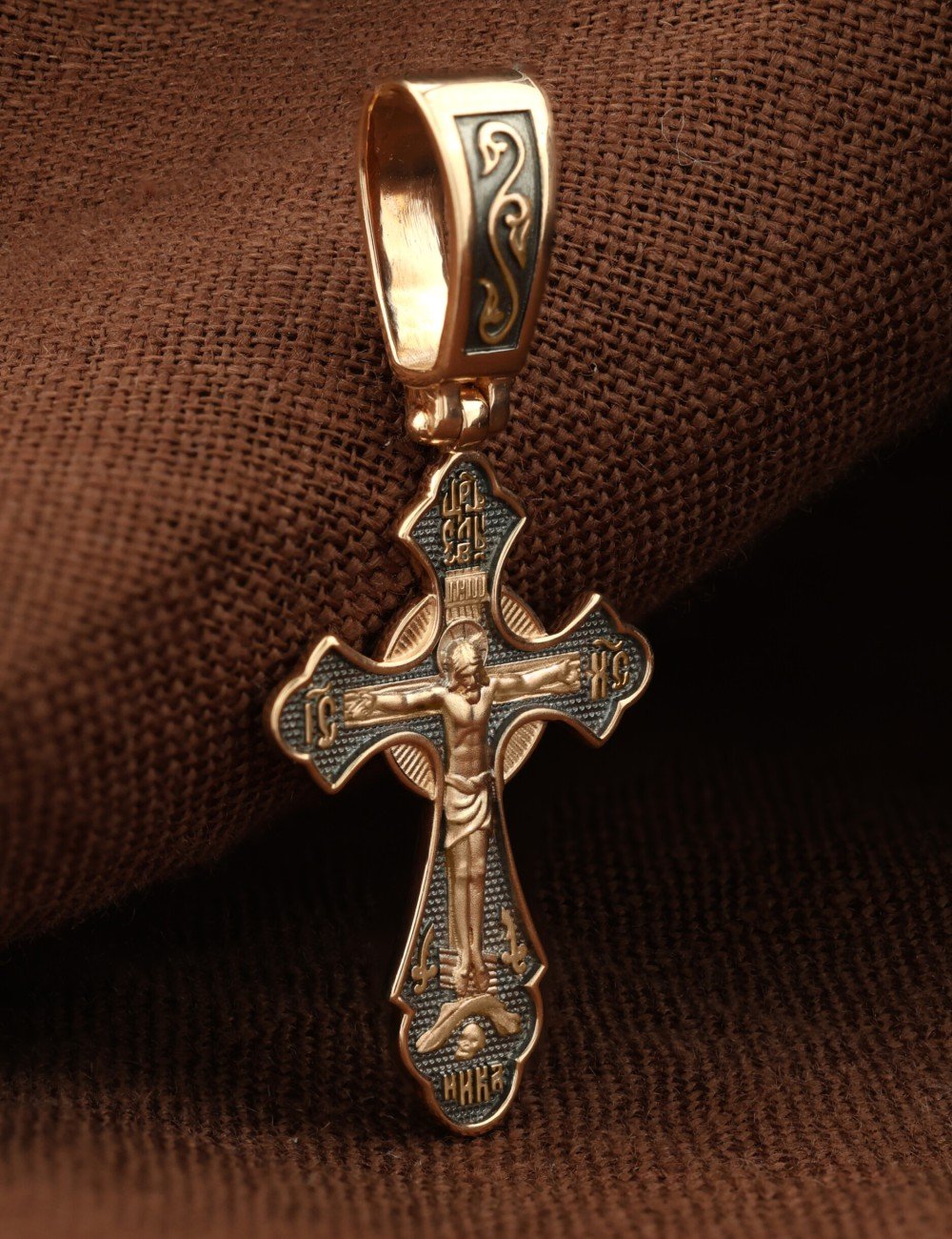 Крест из золота
