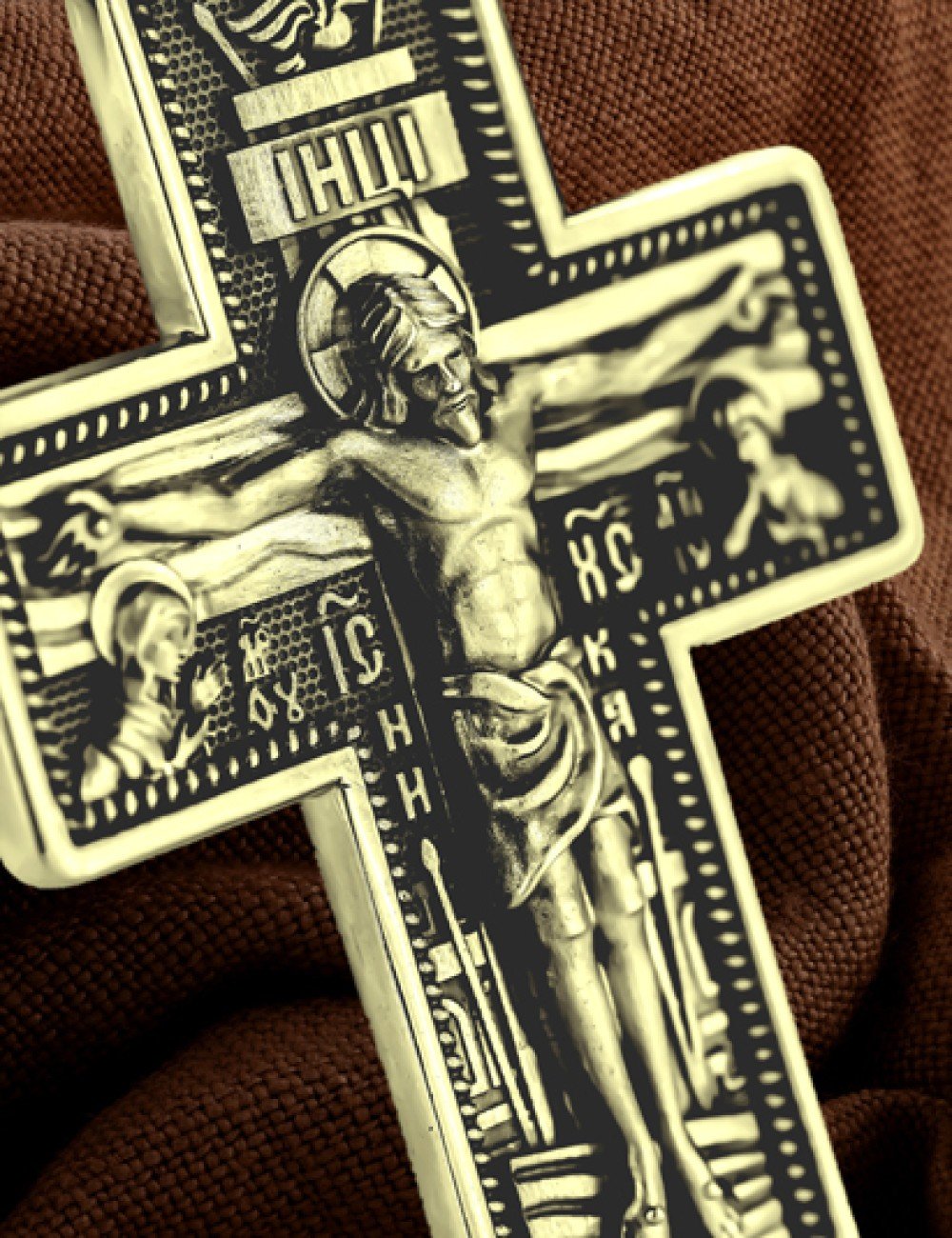 Крест из лимонного золота