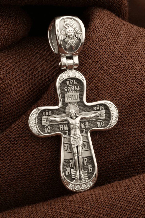 Крест из белого золота c бриллиантами