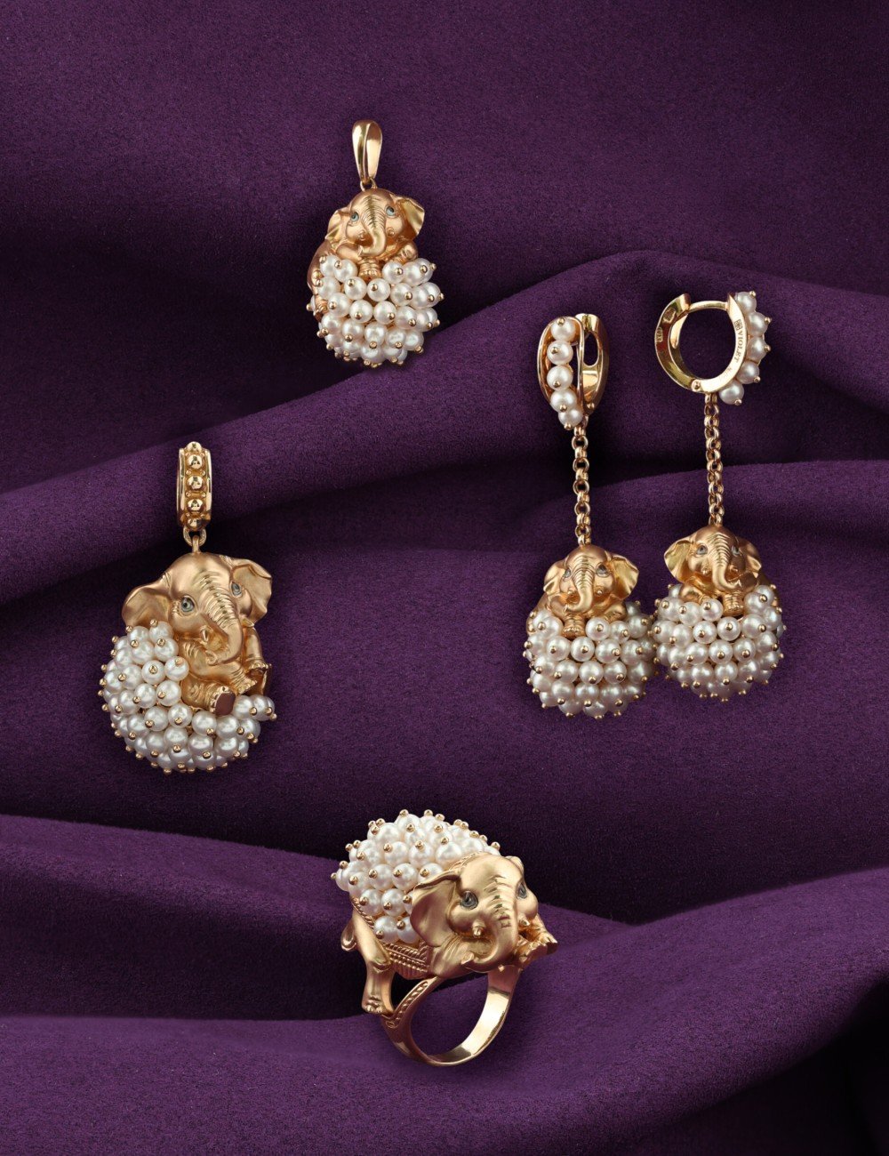 Подвеска из золота c эмалью и жемчугом