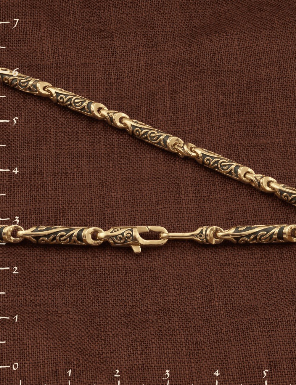 Браслет из лимонного золота