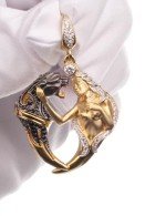 Подвеска из лимонного золота c фианитом