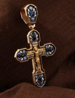 Крест из золота c эмалью и сапфиром