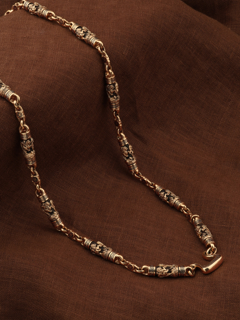 Цепь из красного золота 585 пробы c эмалью и эбеновым деревом