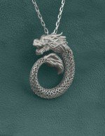 Подвеска из белого золота c бриллиантами