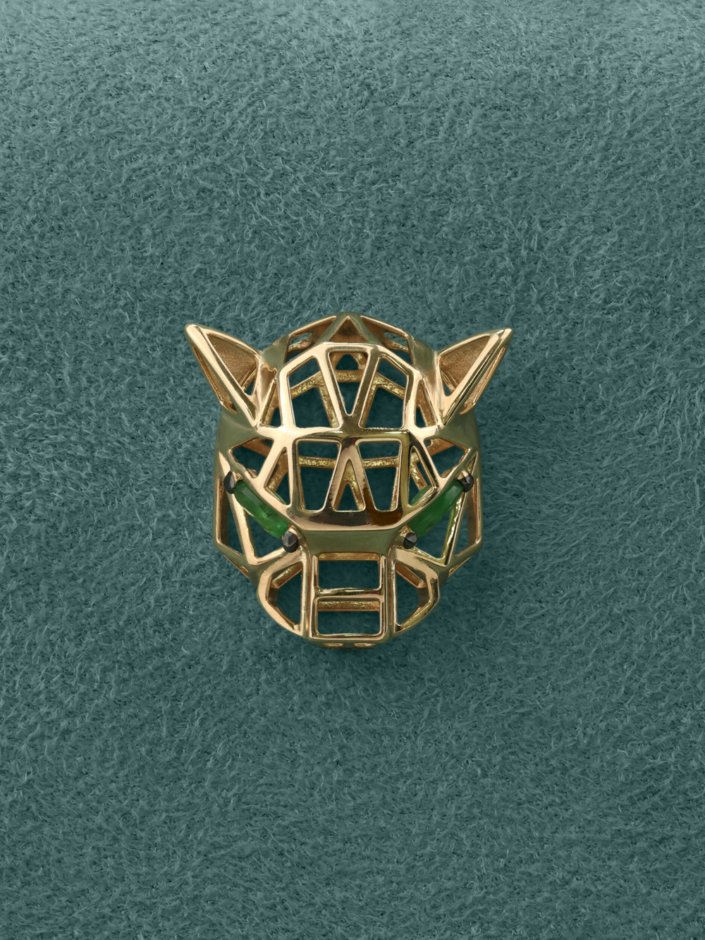 Подвеска из красного золота 585 пробы c изумрудом