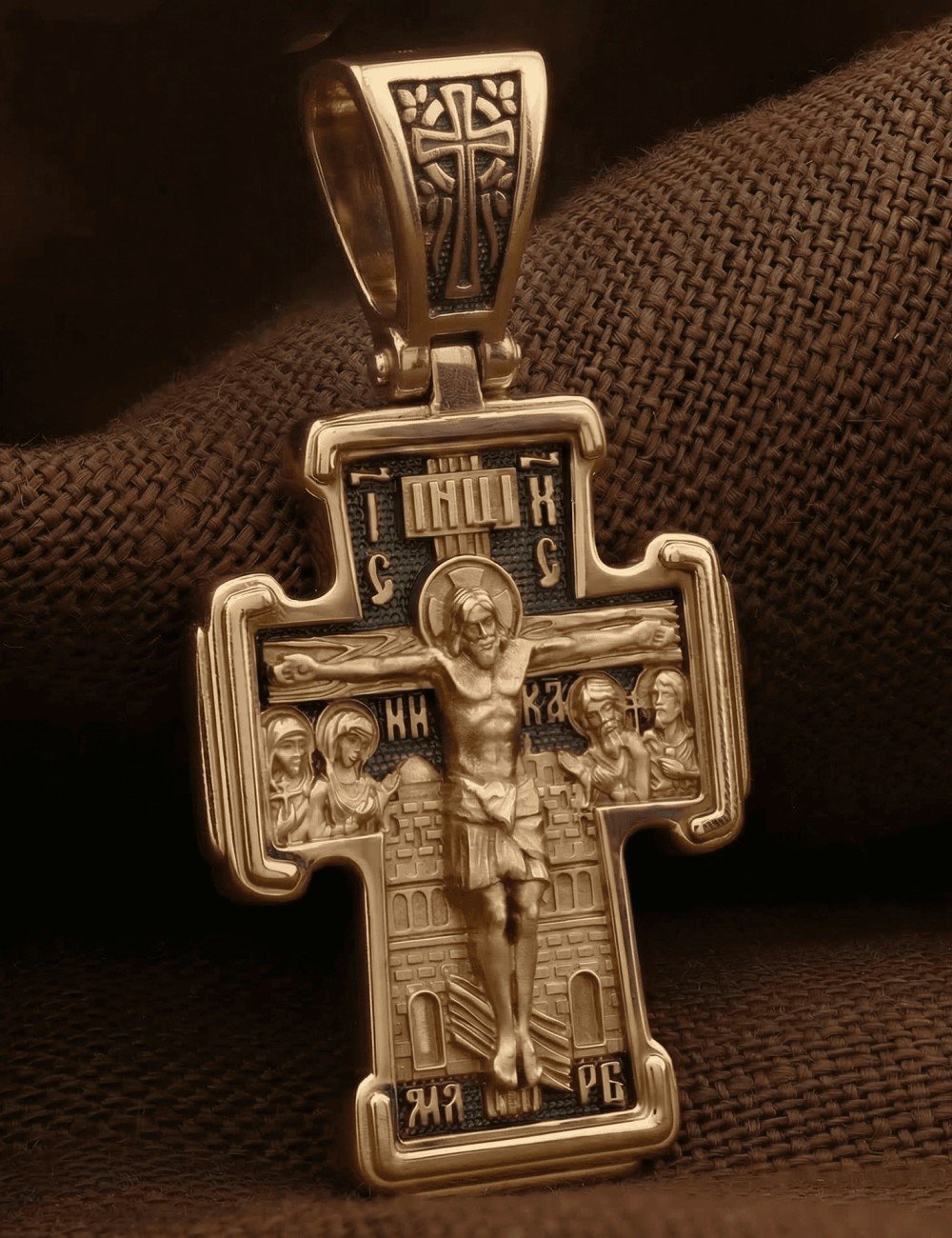 Крест из золота