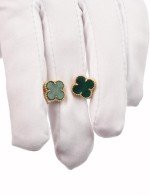 Серьги из лимонного золота c малахитом