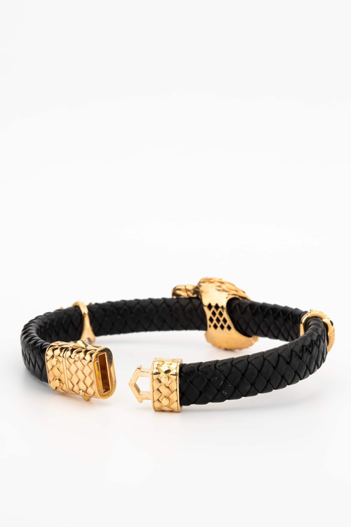 Браслет из красного золота 585 пробы c бриллиантами и кожаным шнурком