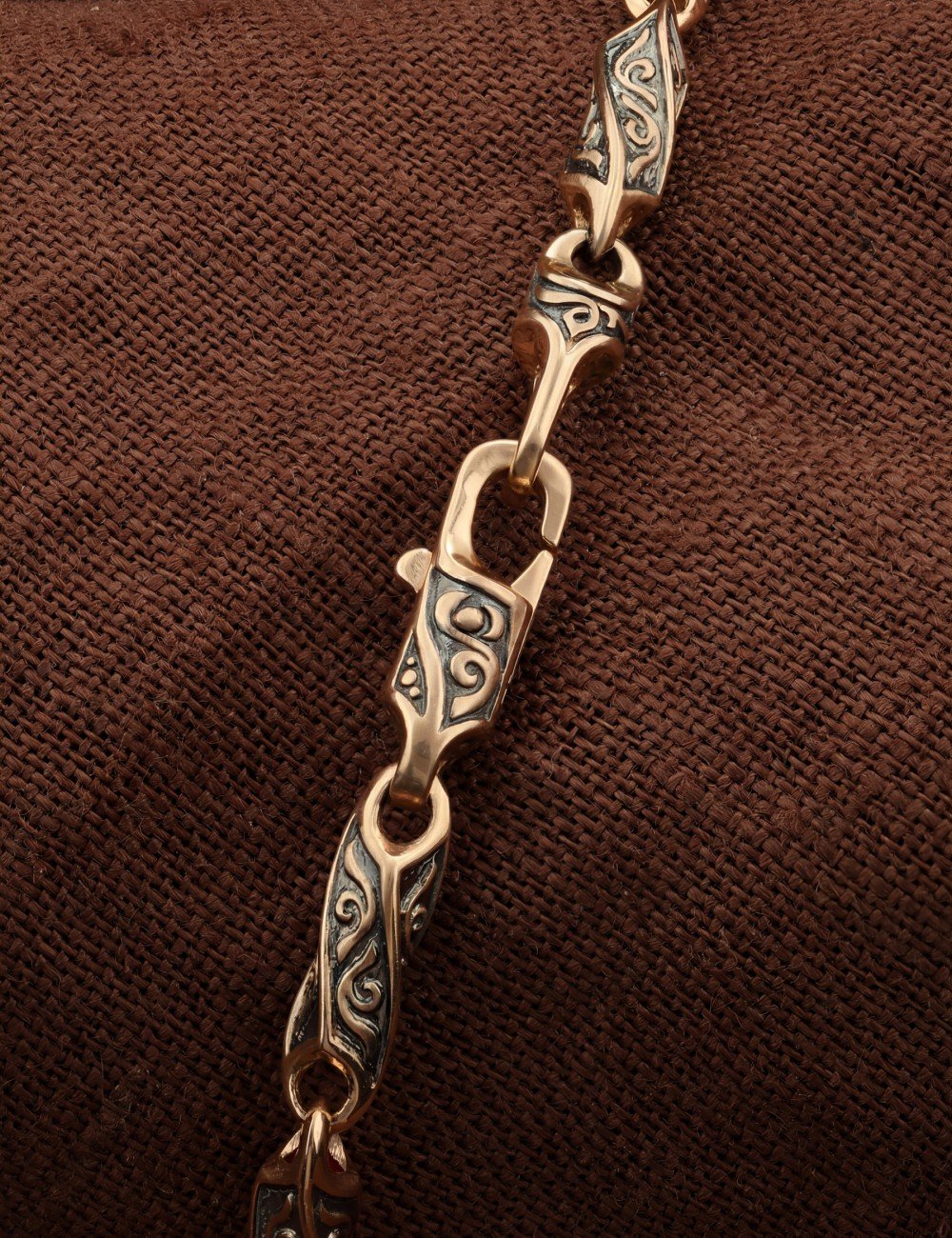 Браслет из золота