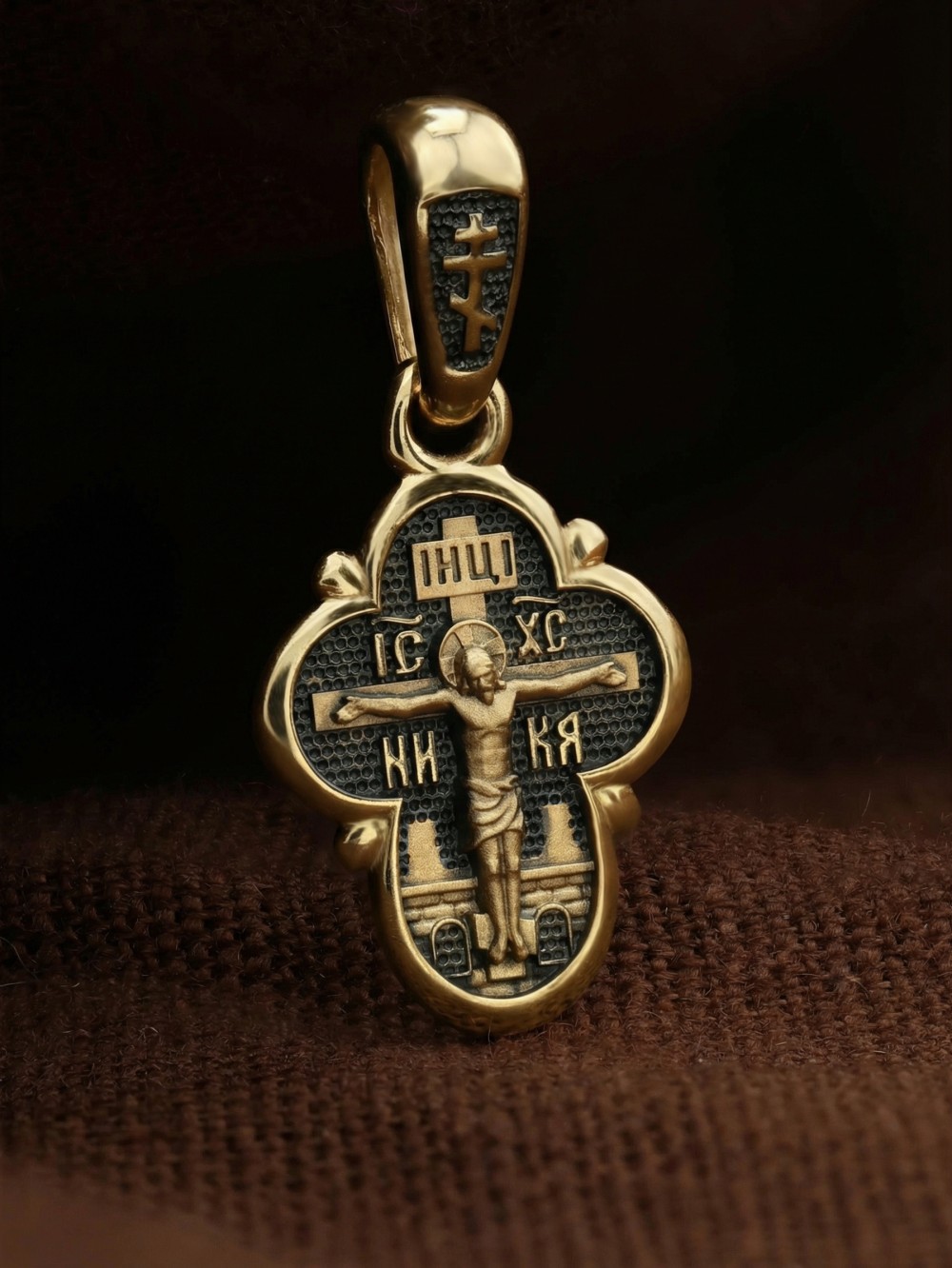 Крест из лимонного золота 585 пробы