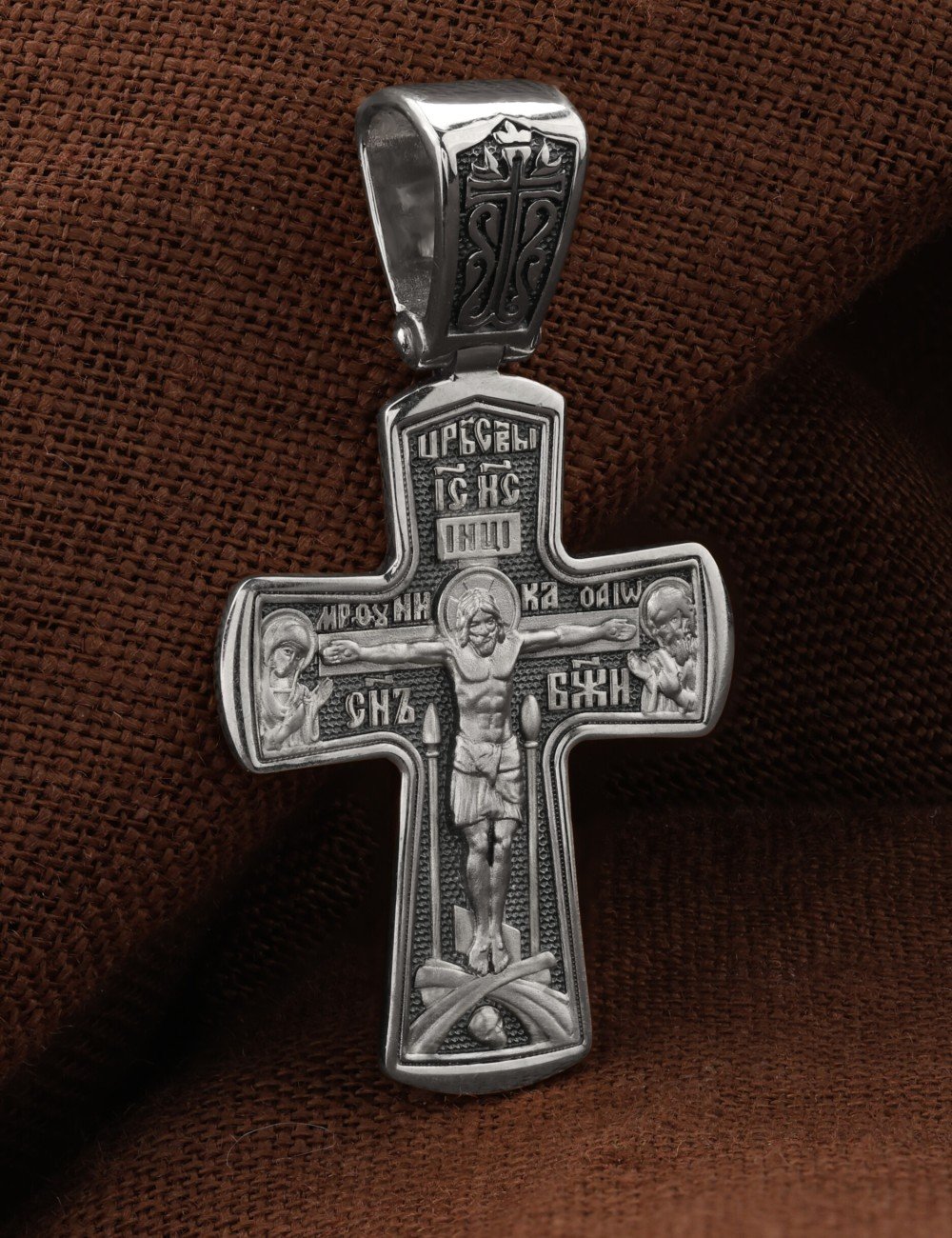 Крест из белого золота