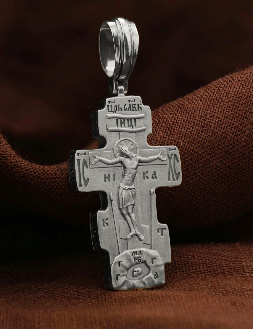 Крест из белого золота