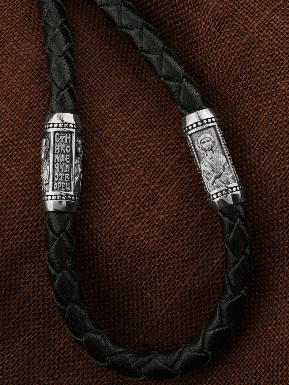 Цепь-шнурок кожа из белого золота 585 пробы c кожаным шнурком и ониксом