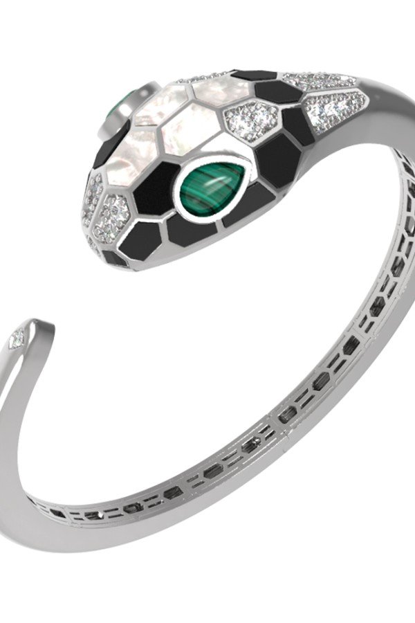 Браслет из белого золота c бриллиантами, рубином, ониксом, малахитом и перламутром