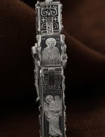 Крест из белого золота c эбеновым деревом