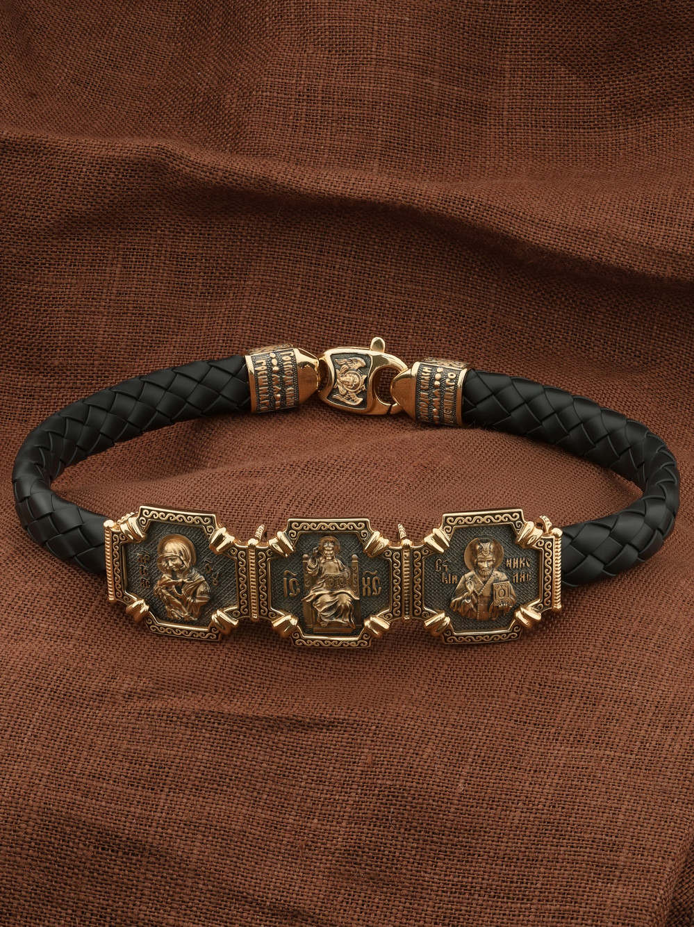 Браслет из красного золота 585 пробы c шнурком