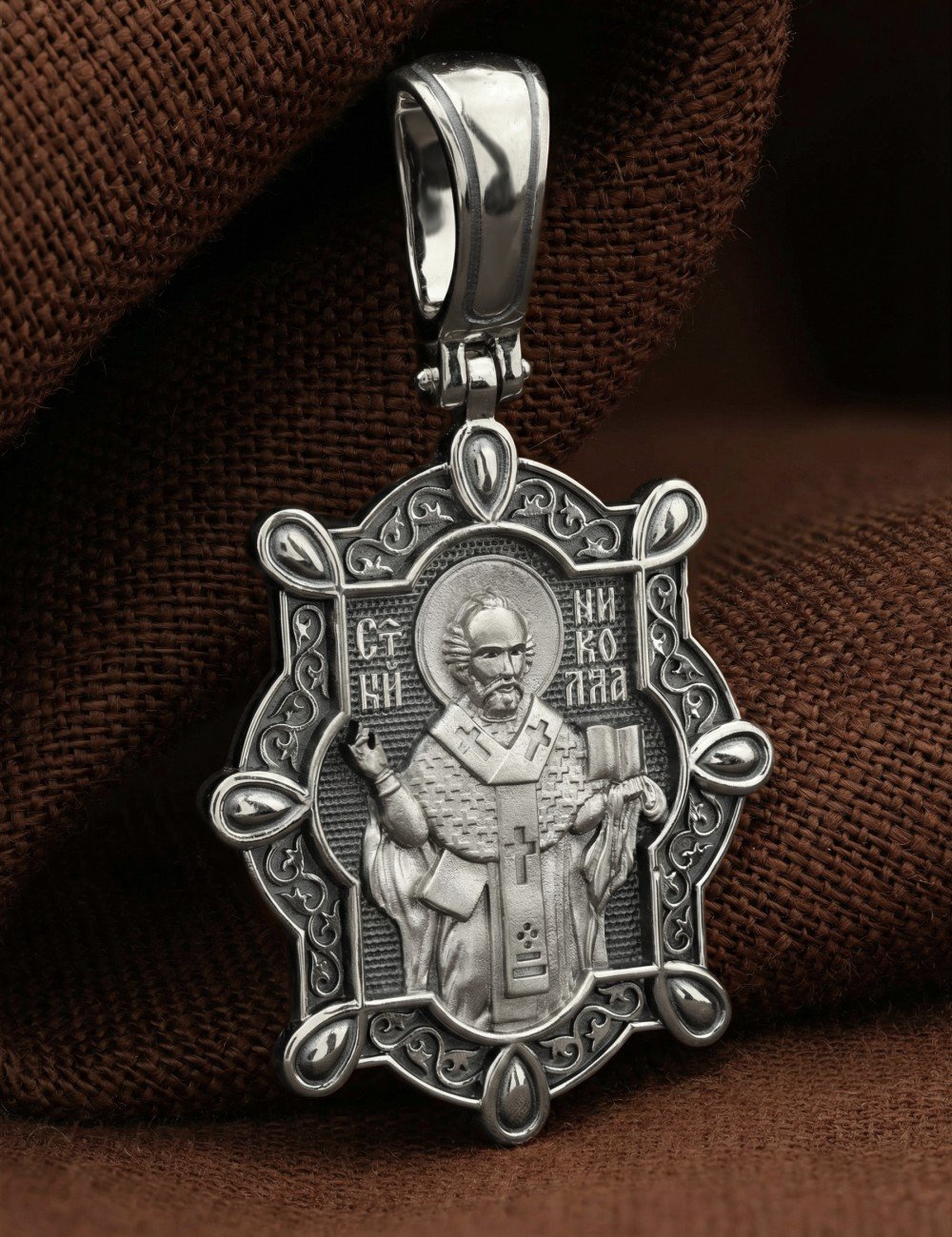 Образок из белого золота