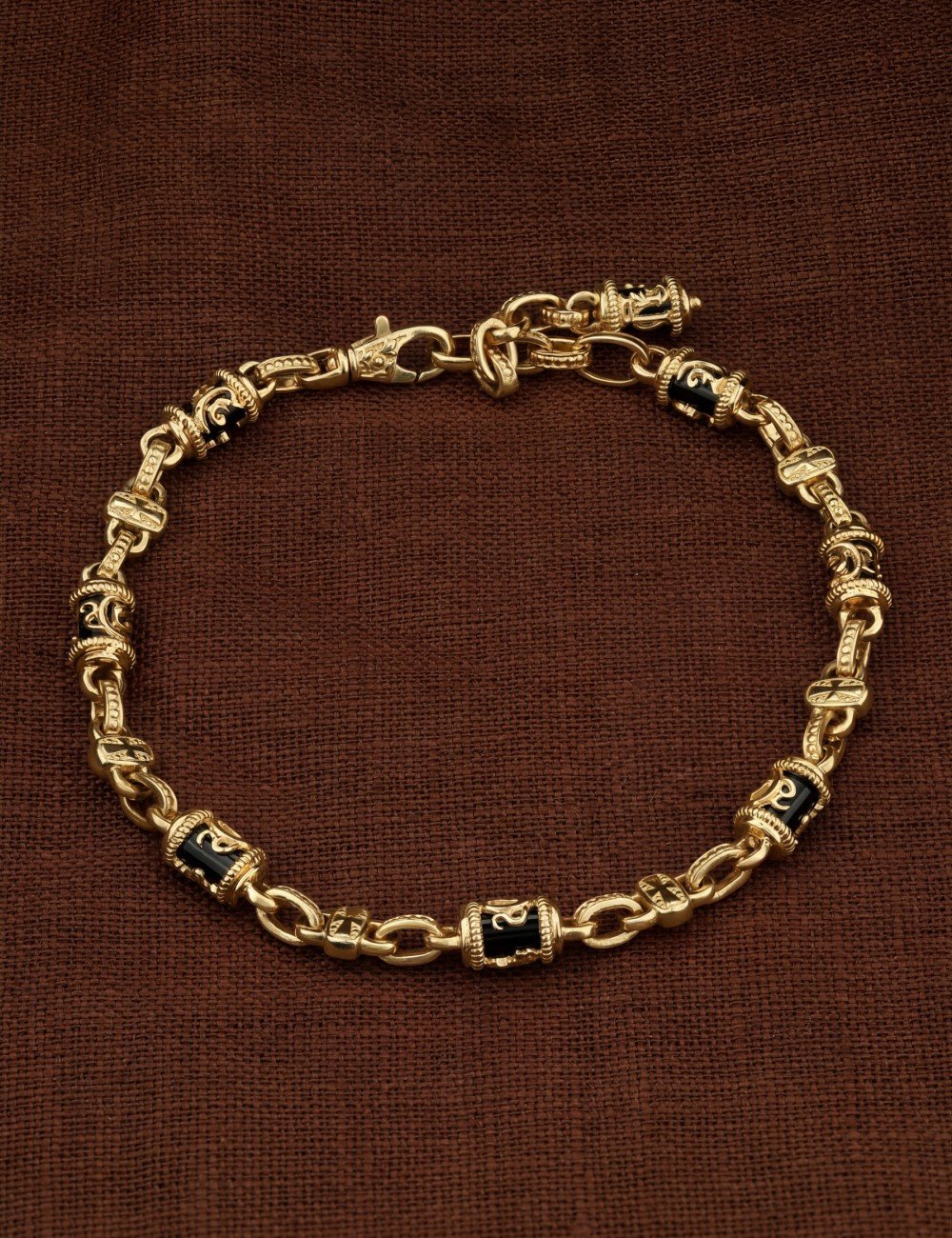 Браслет из лимонного золота c ониксом