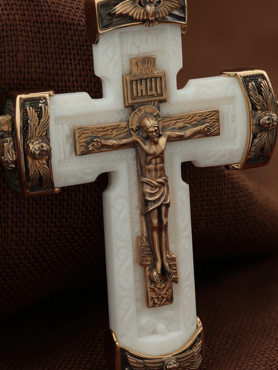 Крест из красного золота 585 пробы c бивнем мамонта