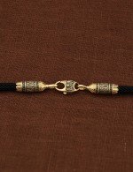 Шнурок шёлковый из лимонного золота c шёлковым шнурком