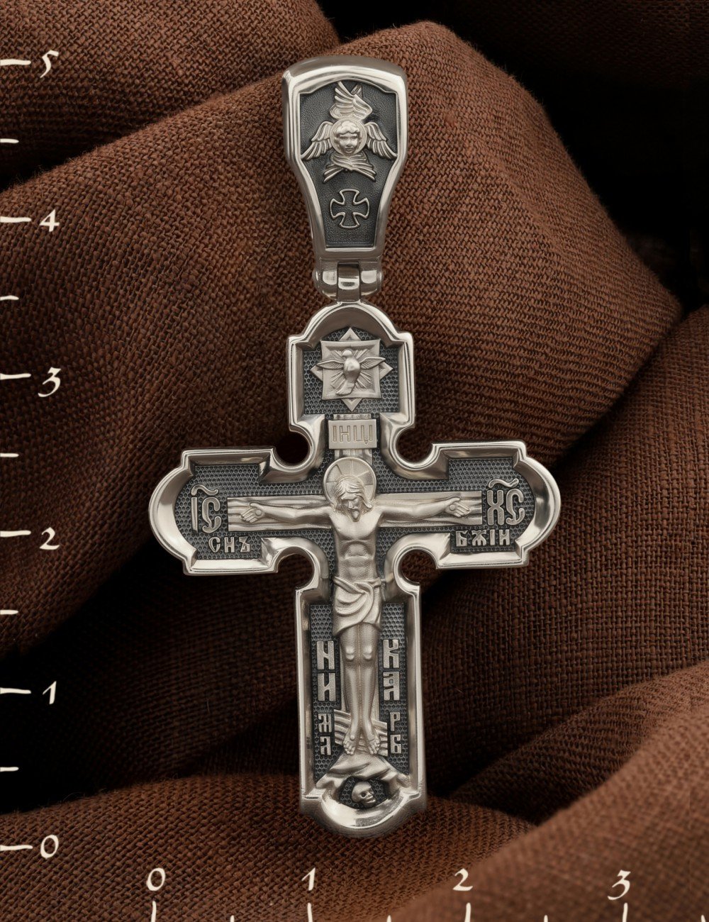 Крест из белого золота