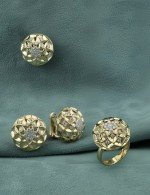 Кольцо из лимонного золота c бриллиантами